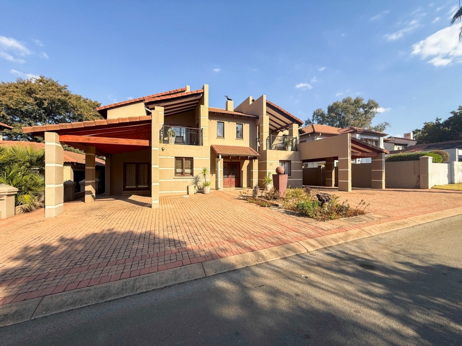 4 Bedroom Property for Sale in Eagles Landing North West